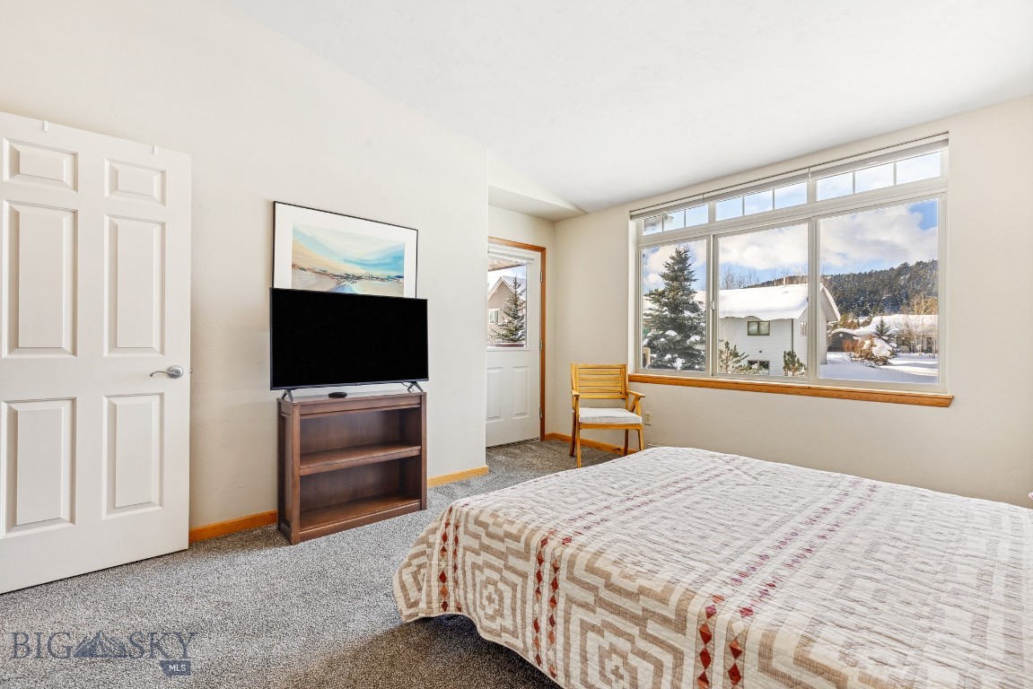 Tamarack Court Condo - Residential