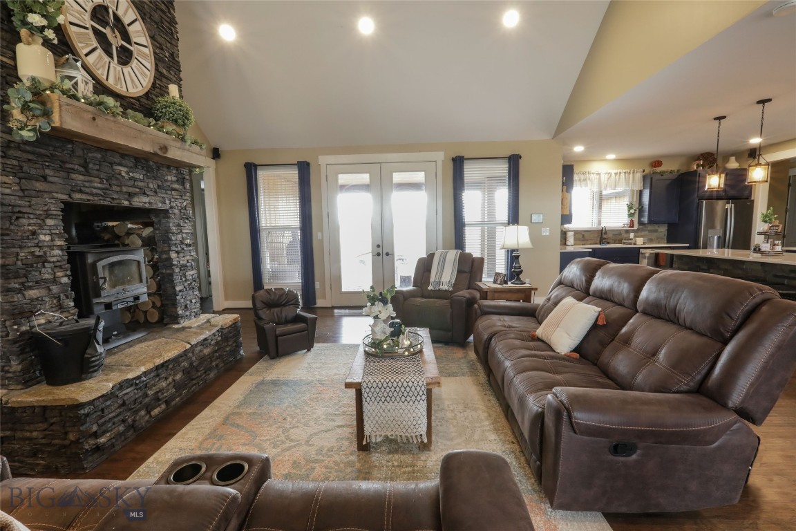 Yellowstone Meadows - Residential