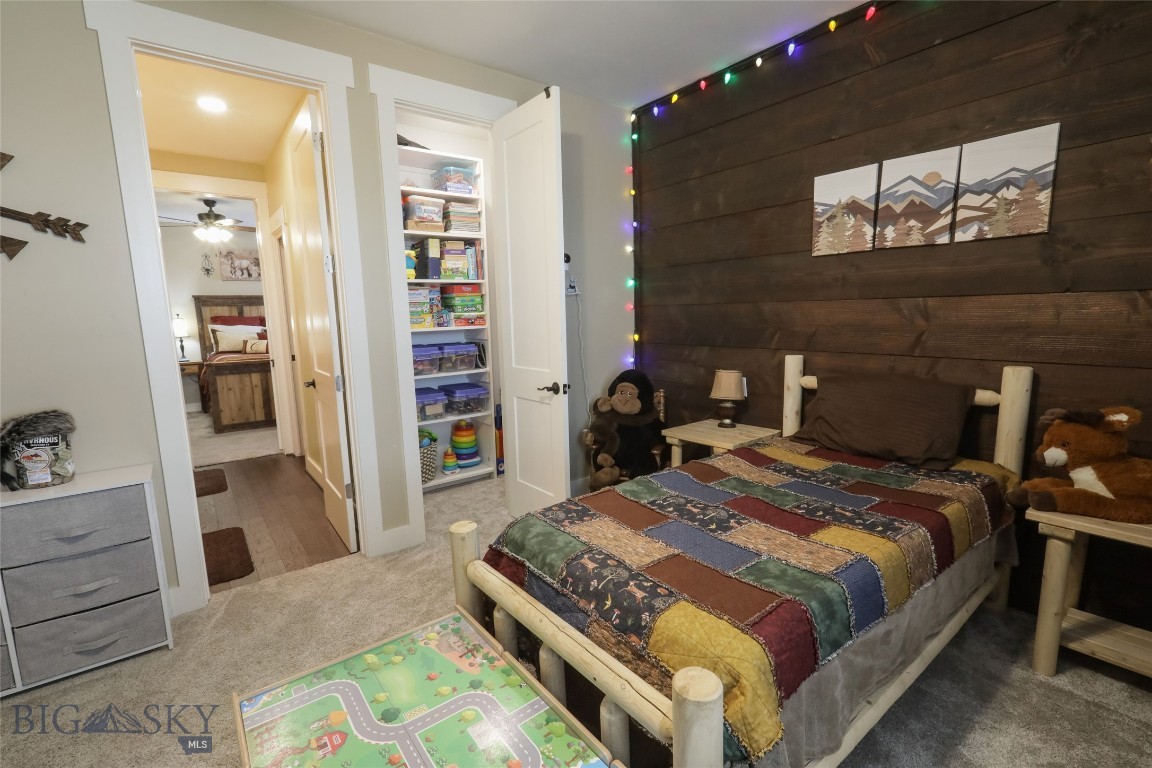 Yellowstone Meadows - Residential