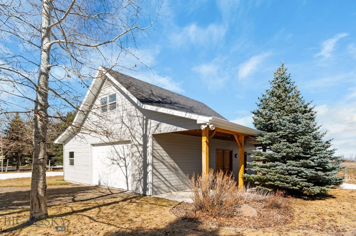 Bozeman, Montana 59718, United States, 3 Bedrooms Bedrooms, ,3 BathroomsBathrooms,Residential,Contingent,99866