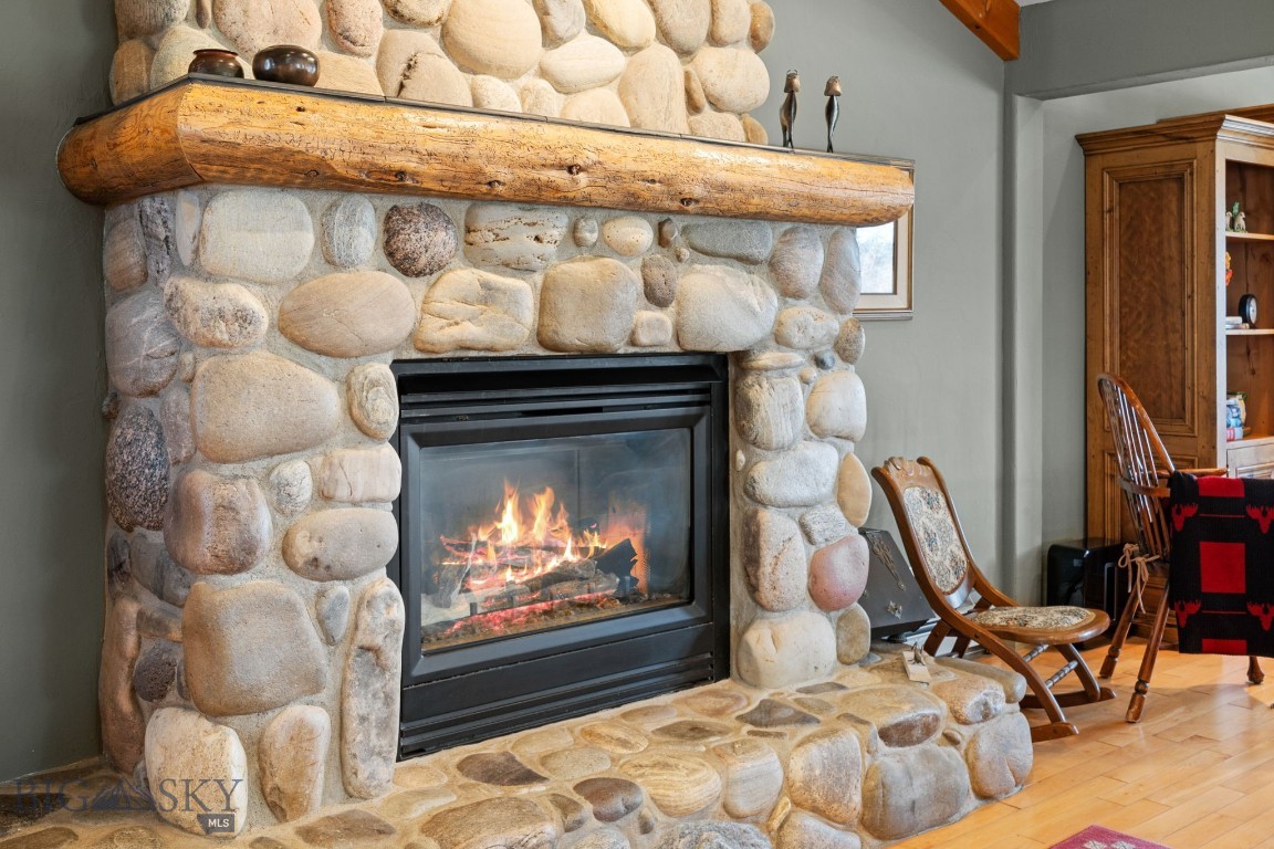 Bozeman, Montana 59718, United States, 3 Bedrooms Bedrooms, ,3 BathroomsBathrooms,Residential,Contingent,99866