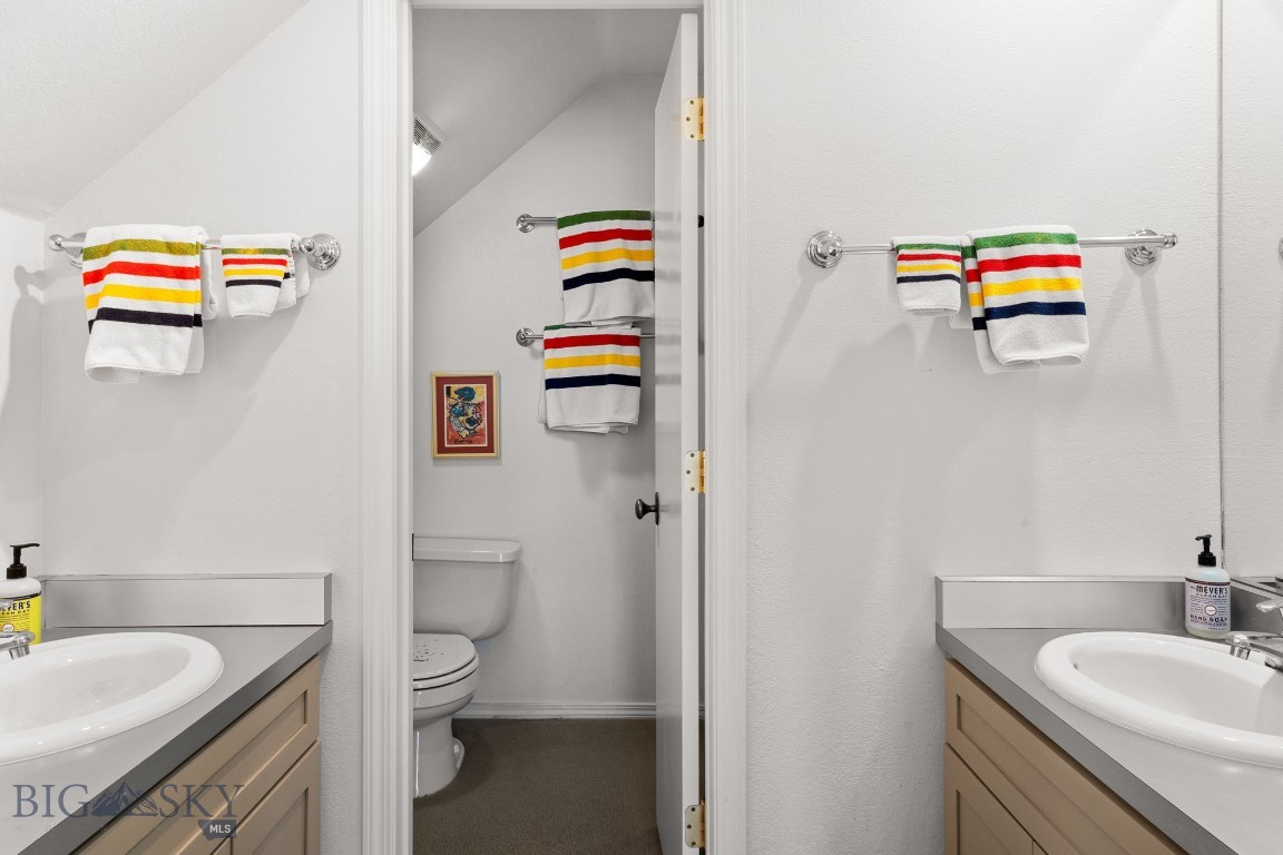 Bozeman, Montana 59718, United States, 3 Bedrooms Bedrooms, ,3 BathroomsBathrooms,Residential,Contingent,99866