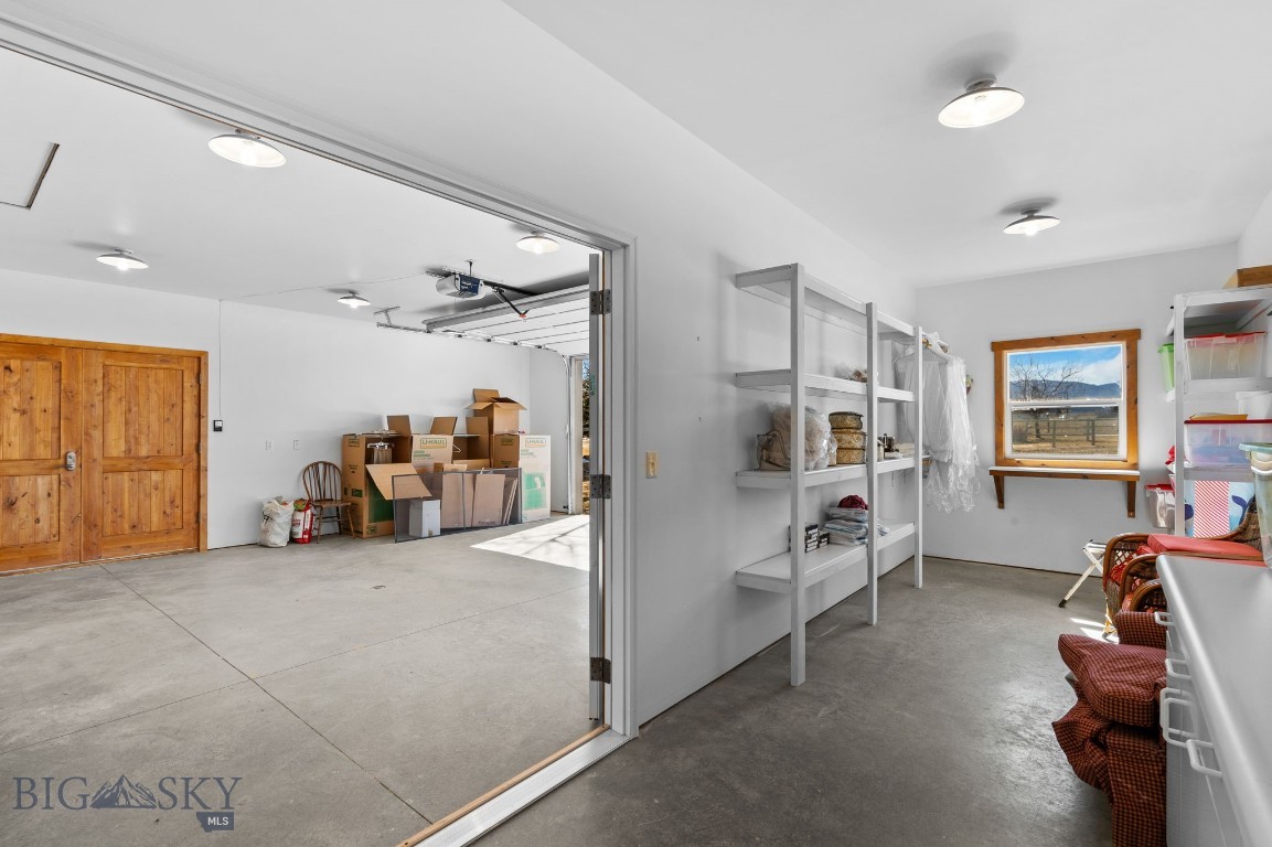 Bozeman, Montana 59718, United States, 3 Bedrooms Bedrooms, ,3 BathroomsBathrooms,Residential,Contingent,99866