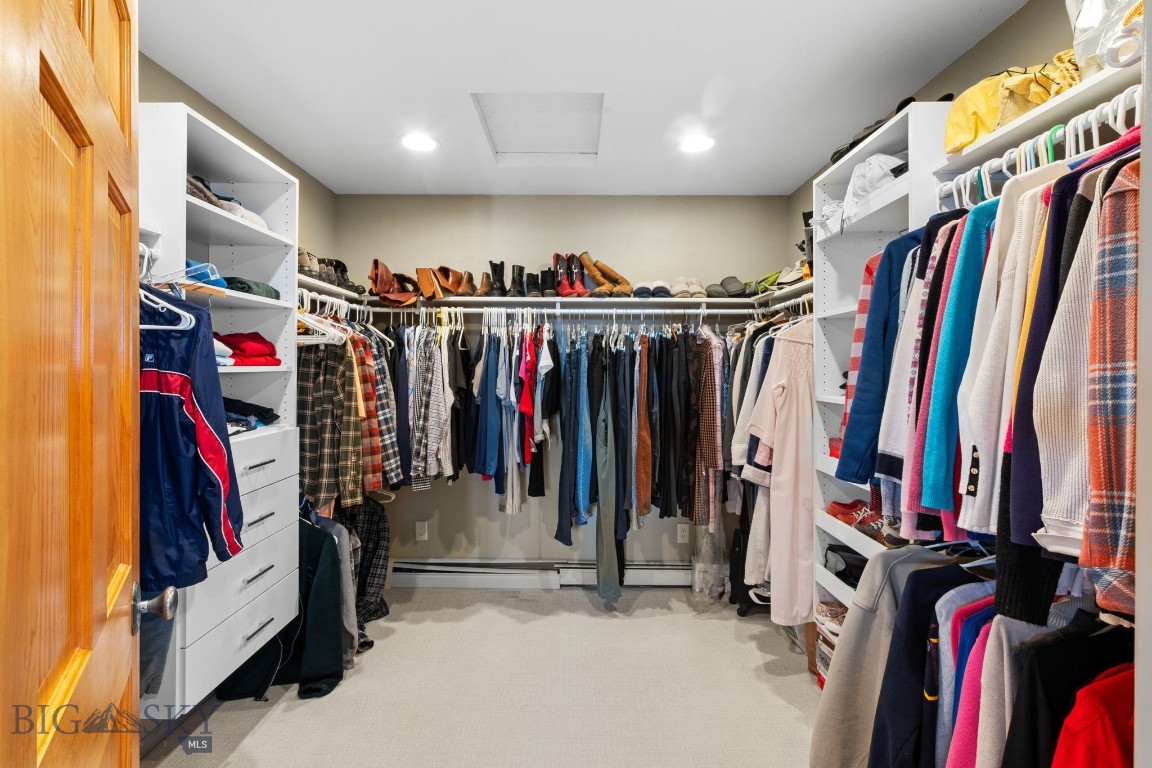 Bozeman, Montana 59718, United States, 3 Bedrooms Bedrooms, ,3 BathroomsBathrooms,Residential,Contingent,99866