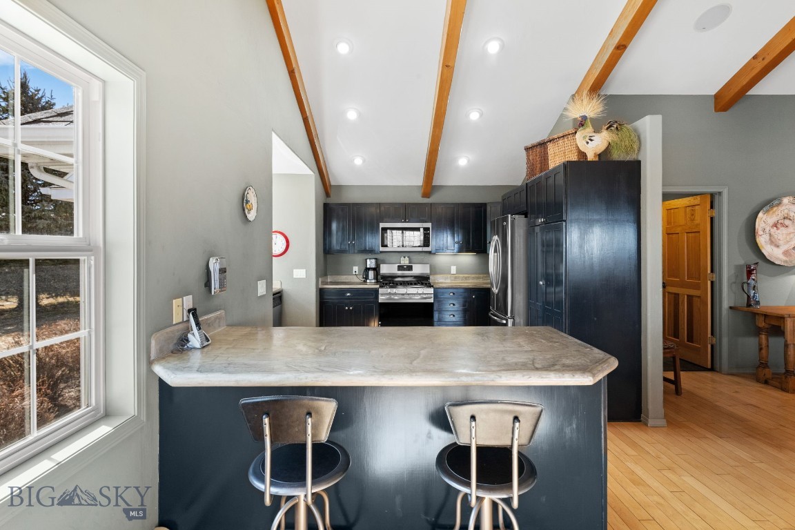 Bozeman, Montana 59718, United States, 3 Bedrooms Bedrooms, ,3 BathroomsBathrooms,Residential,Contingent,99866