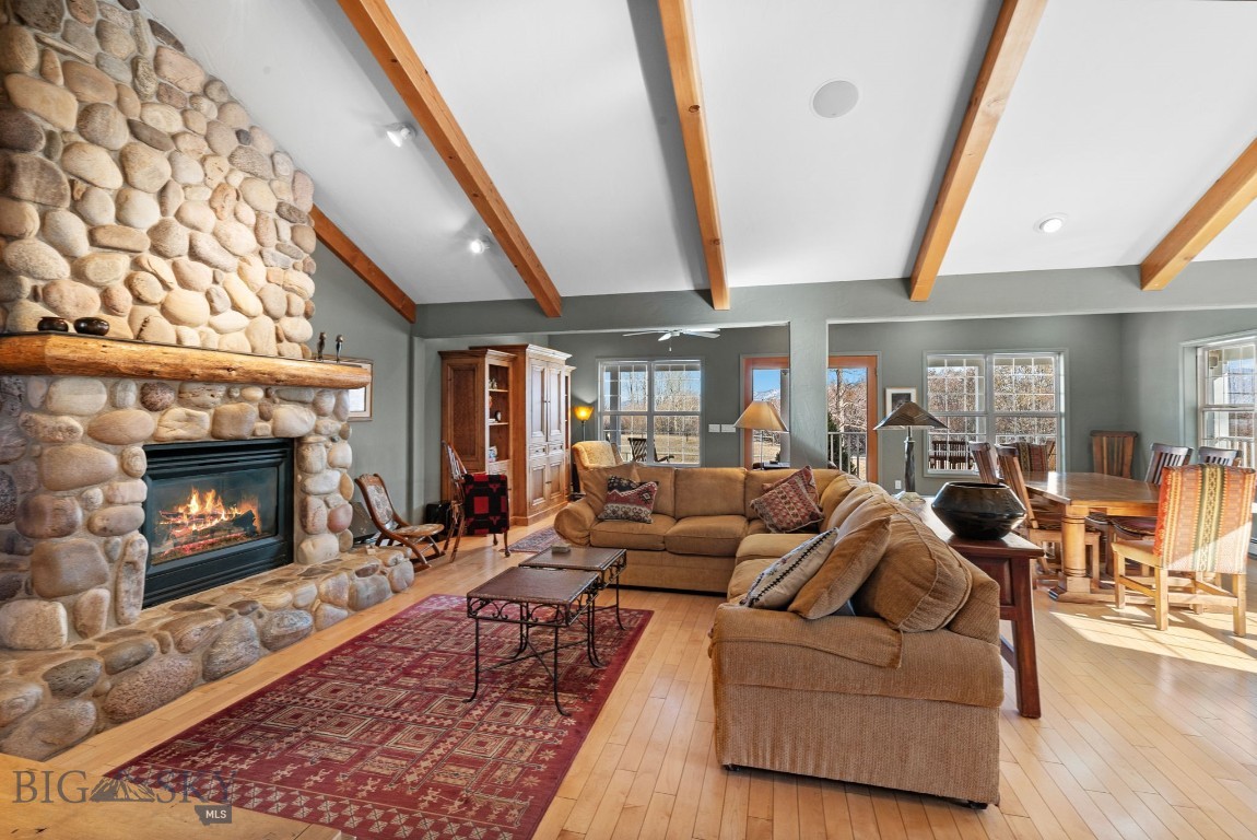 Bozeman, Montana 59718, United States, 3 Bedrooms Bedrooms, ,3 BathroomsBathrooms,Residential,Contingent,99866