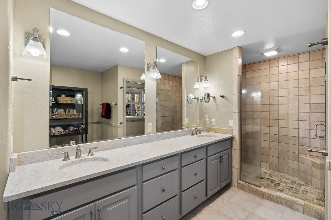 Bozeman, Montana 59718, United States, 3 Bedrooms Bedrooms, ,3 BathroomsBathrooms,Residential,Contingent,99866