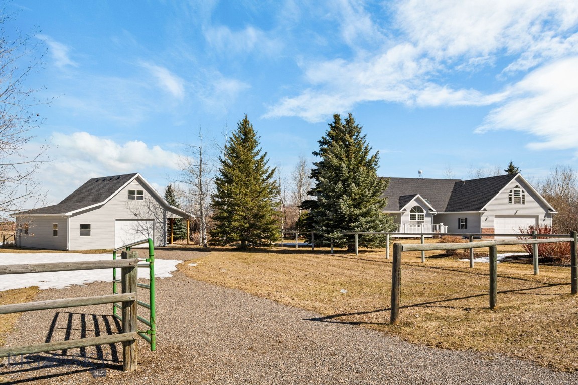 Bozeman, Montana 59718, United States, 3 Bedrooms Bedrooms, ,3 BathroomsBathrooms,Residential,Contingent,99866