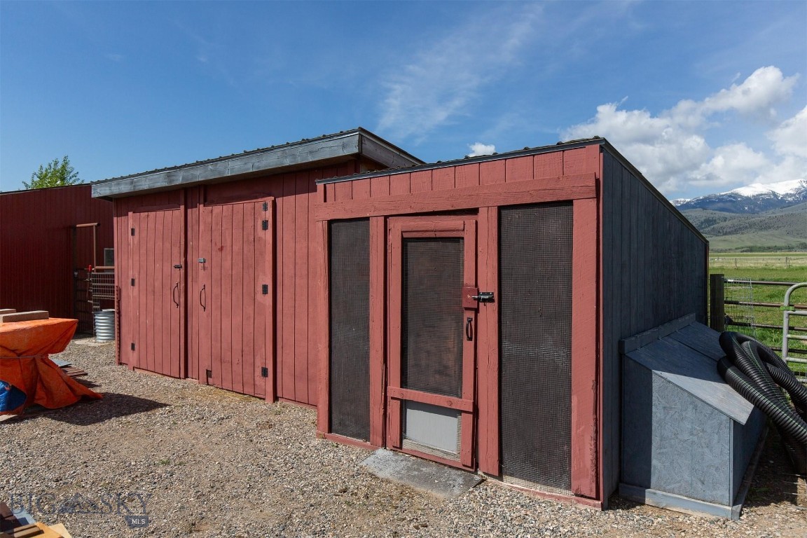 Shining Mountain West - Residential