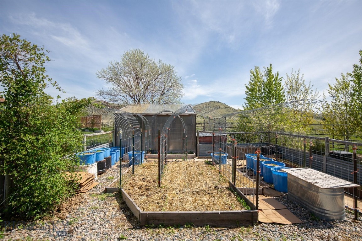 Shining Mountain West - Residential