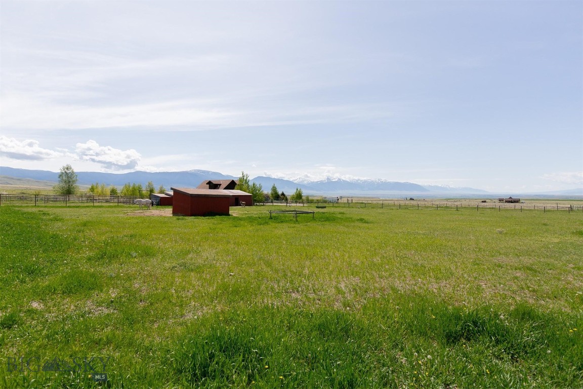 Shining Mountain West - Residential