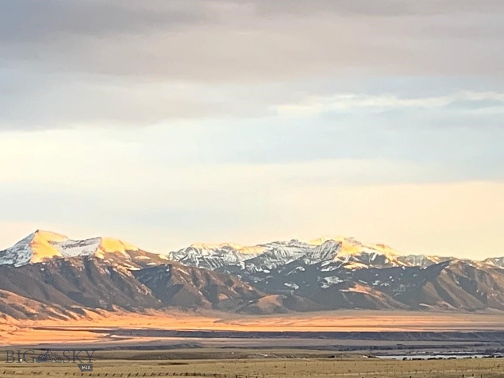 Shining Mountain West - Residential