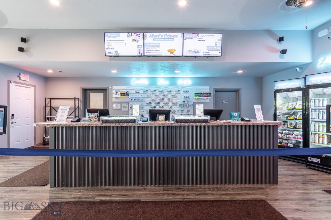 Butte, Montana 59701, United States, ,Commercial,Pending,92685