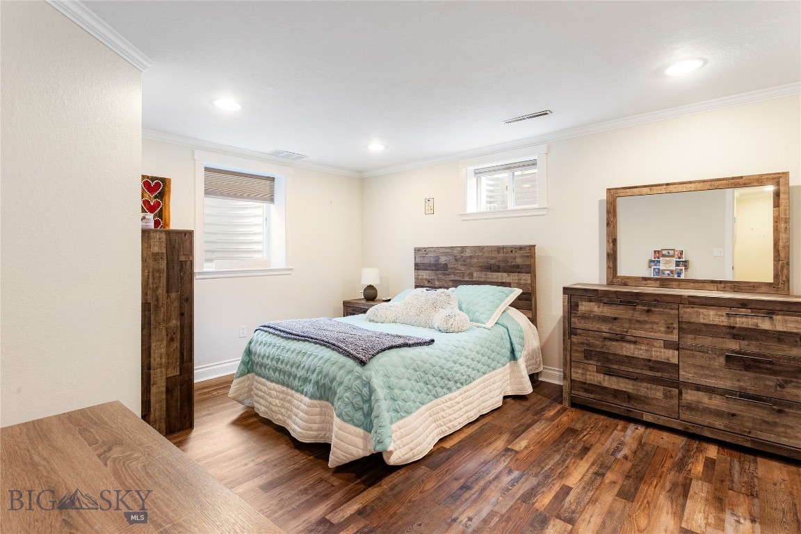 Butte, Montana 59701, United States, 6 Bedrooms Bedrooms, ,3 BathroomsBathrooms,Residential,Contingent,112511