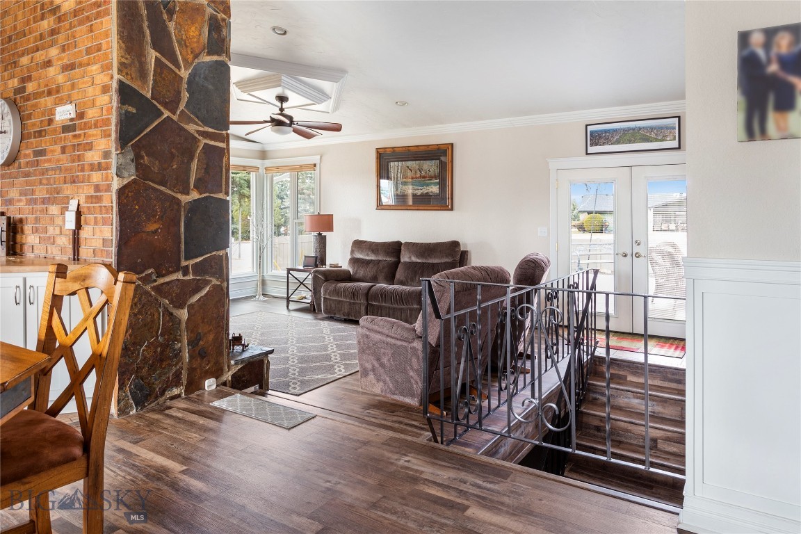 Butte, Montana 59701, United States, 6 Bedrooms Bedrooms, ,3 BathroomsBathrooms,Residential,Contingent,112511