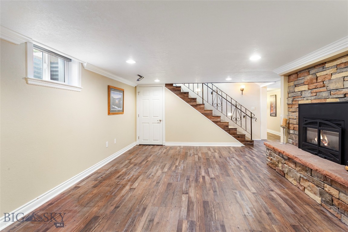 Butte, Montana 59701, United States, 6 Bedrooms Bedrooms, ,3 BathroomsBathrooms,Residential,Contingent,112511