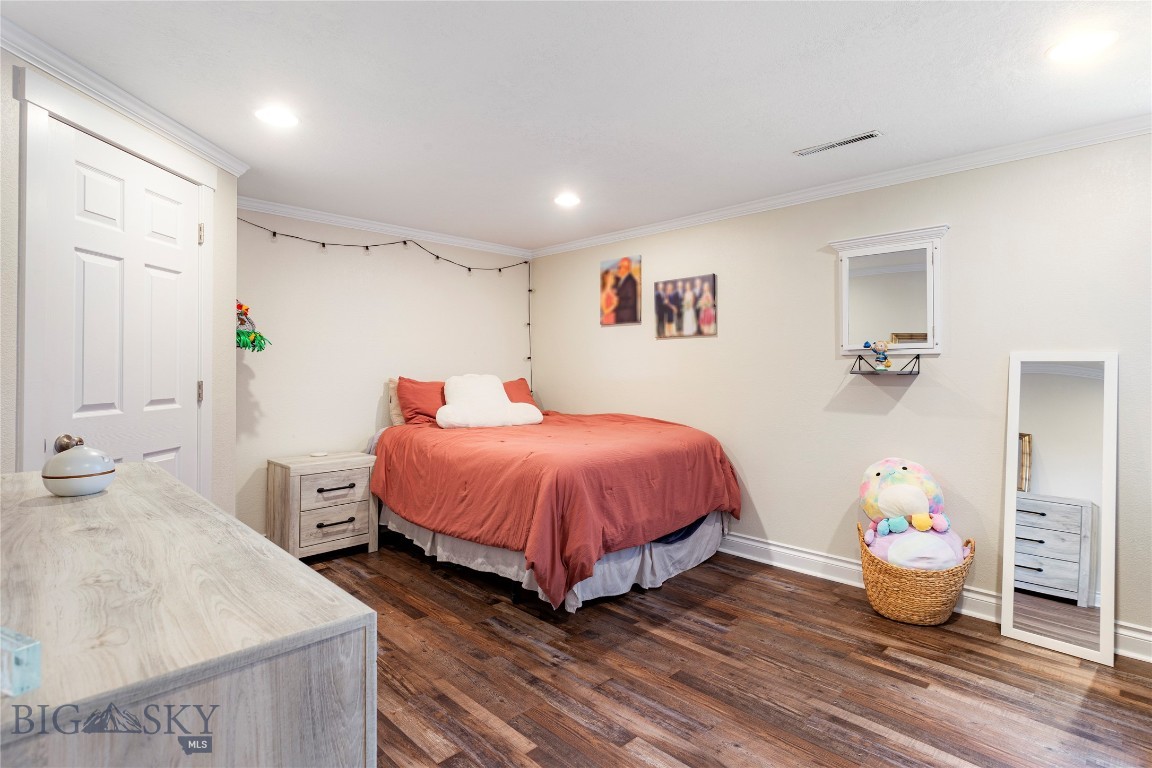 Butte, Montana 59701, United States, 6 Bedrooms Bedrooms, ,3 BathroomsBathrooms,Residential,Contingent,112511