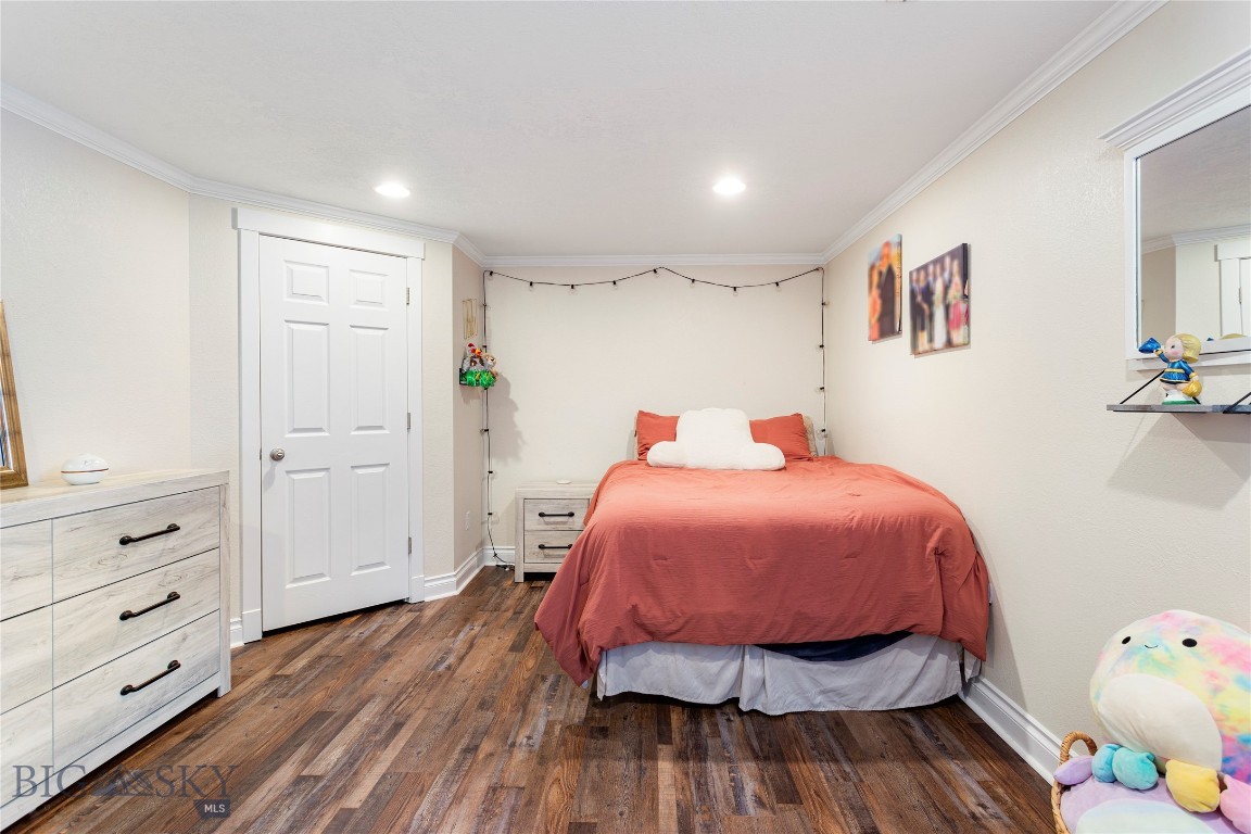 Butte, Montana 59701, United States, 6 Bedrooms Bedrooms, ,3 BathroomsBathrooms,Residential,Contingent,112511