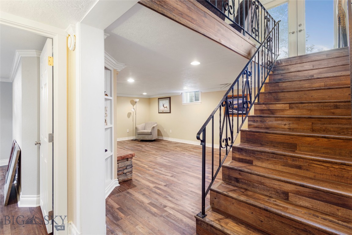 Butte, Montana 59701, United States, 6 Bedrooms Bedrooms, ,3 BathroomsBathrooms,Residential,Contingent,112511