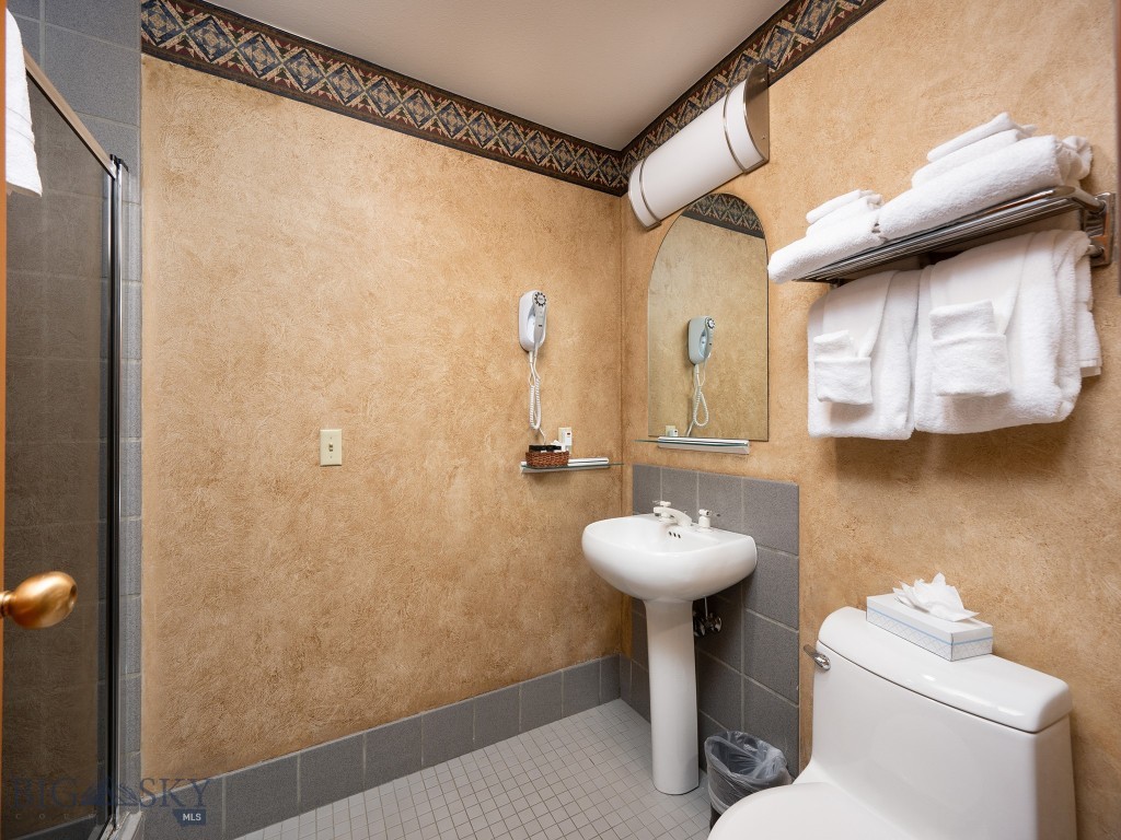 Shoshone Hotel Condos - Residential