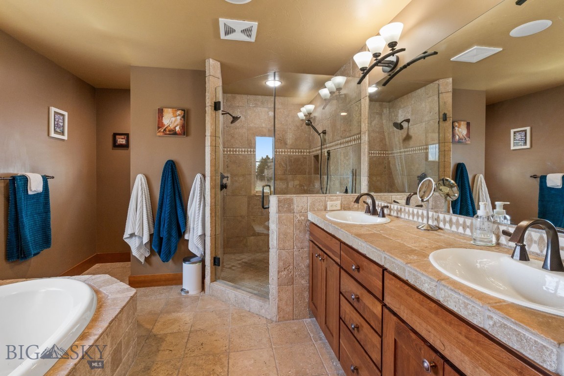 Bozeman, Montana 59715, United States, 4 Bedrooms Bedrooms, ,5 BathroomsBathrooms,Residential,Contingent,118276