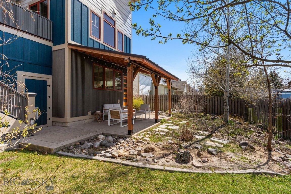 Bozeman, Montana 59715, United States, 4 Bedrooms Bedrooms, ,5 BathroomsBathrooms,Residential,Contingent,118276