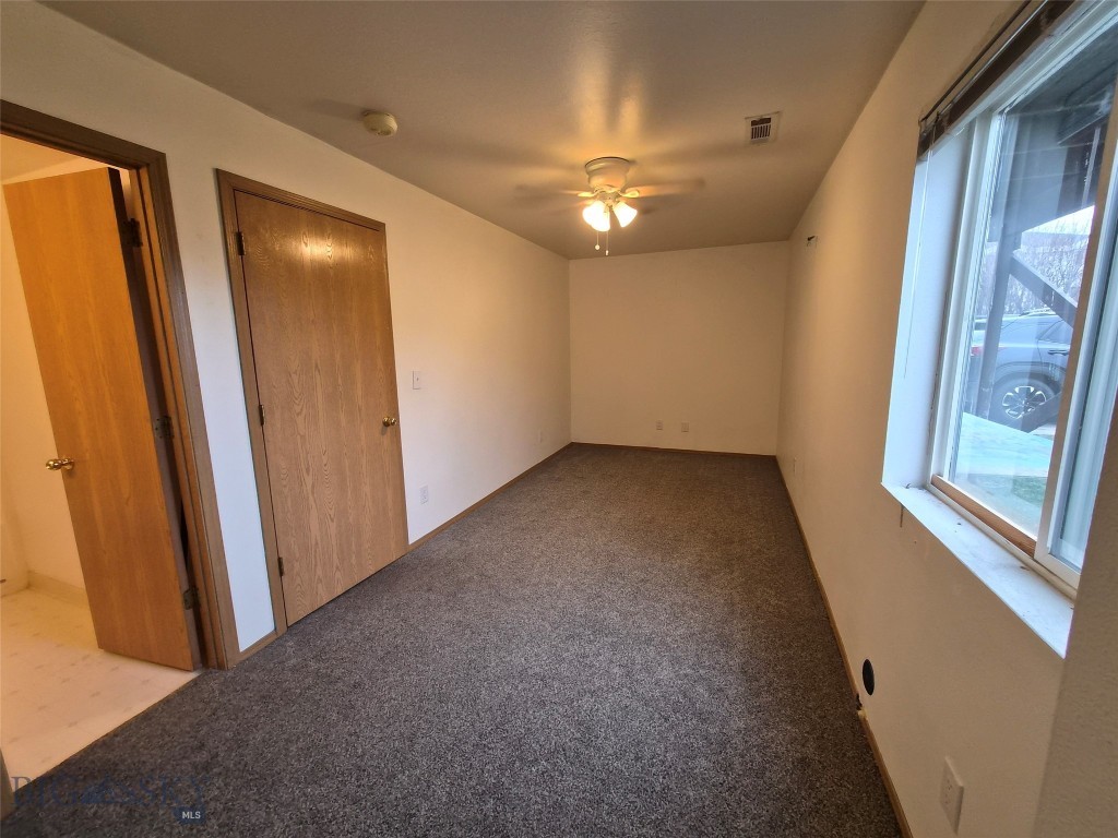 Hawks Ridge Condo - Residential