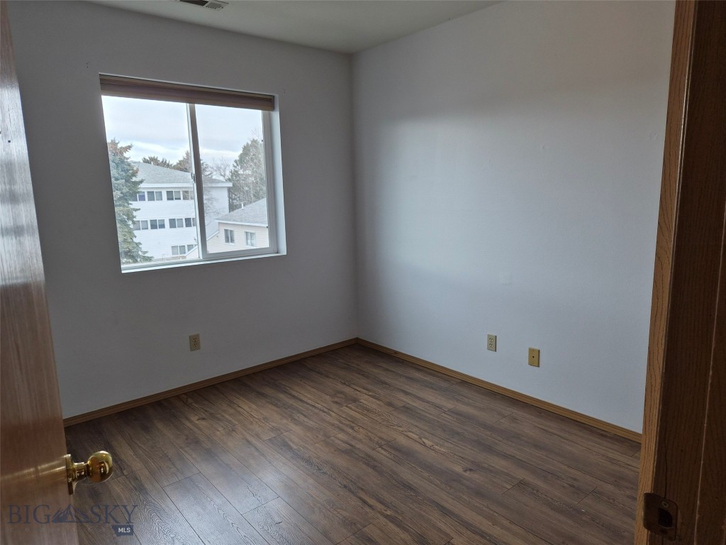 Hawks Ridge Condo - Residential