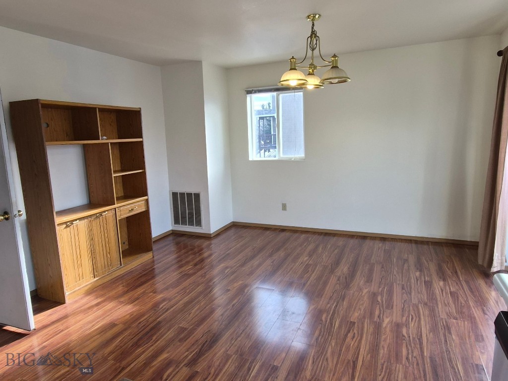 Hawks Ridge Condo - Residential