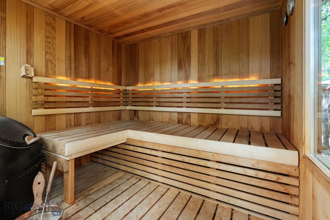 Meadowbrook Estates - Residential