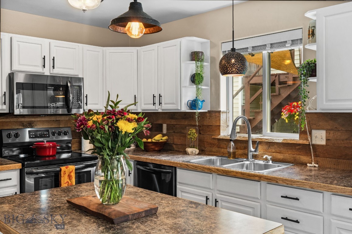 Meadowbrook Estates - Residential