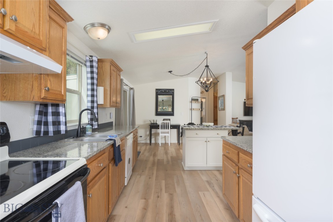 Lake View - Residential