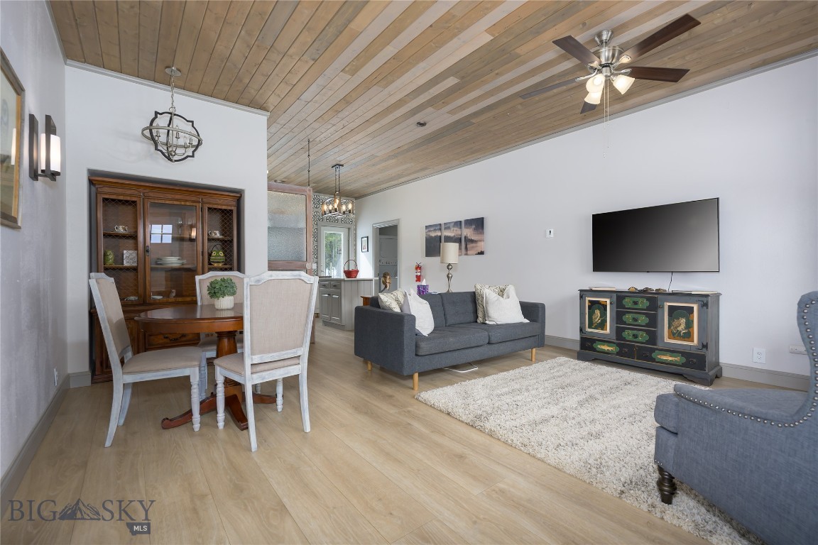 Lake View - Residential