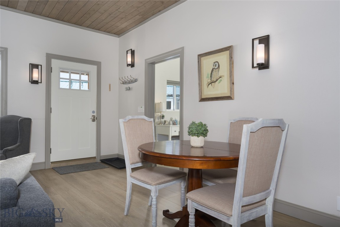 Lake View - Residential