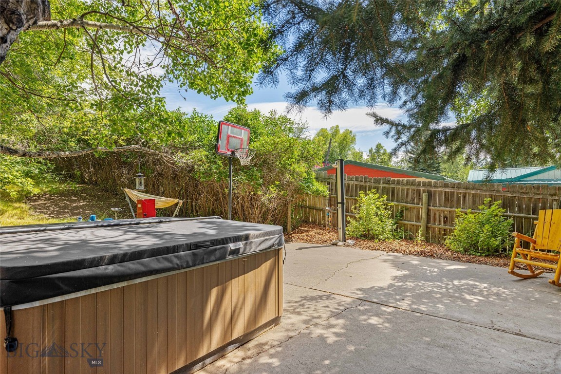 Longacres - Residential