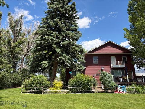 Photo of 7 Kountz Road, Whitehall, MT 59759 (MLS # 412981)