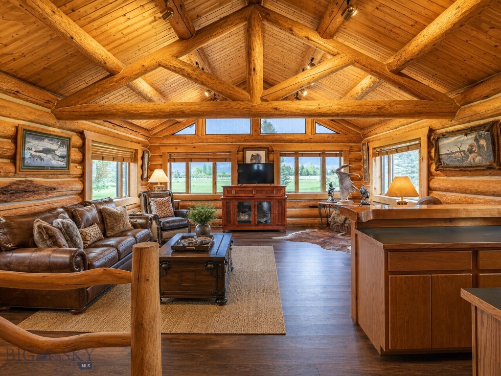 Troutdale - Residential