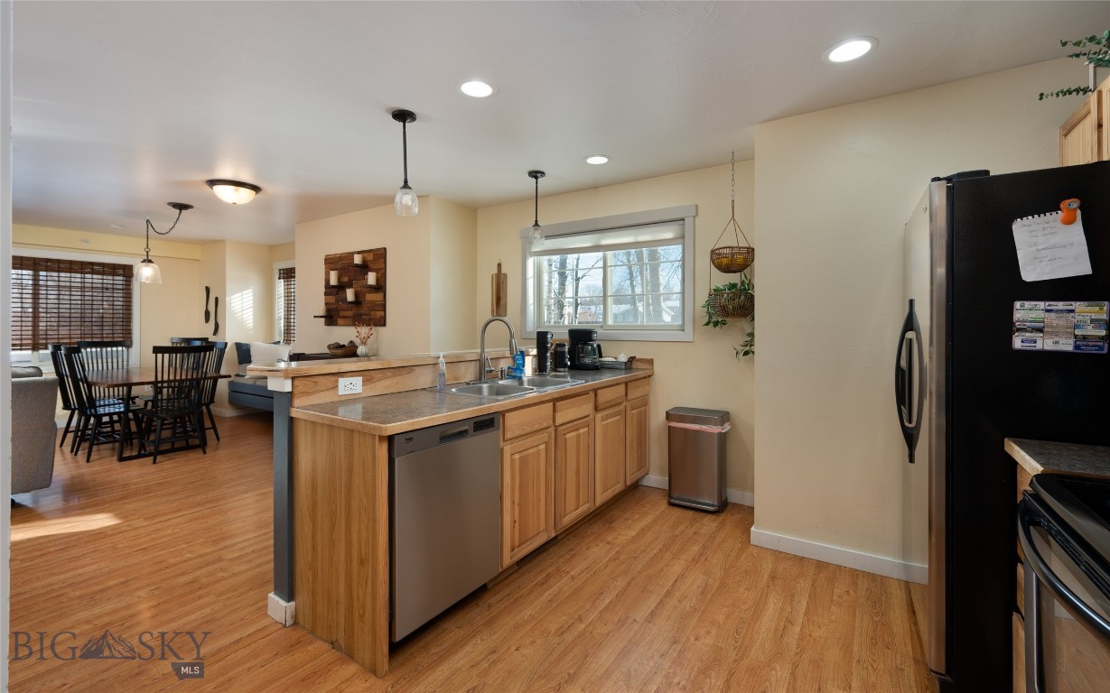 Falcon Hollow - Residential