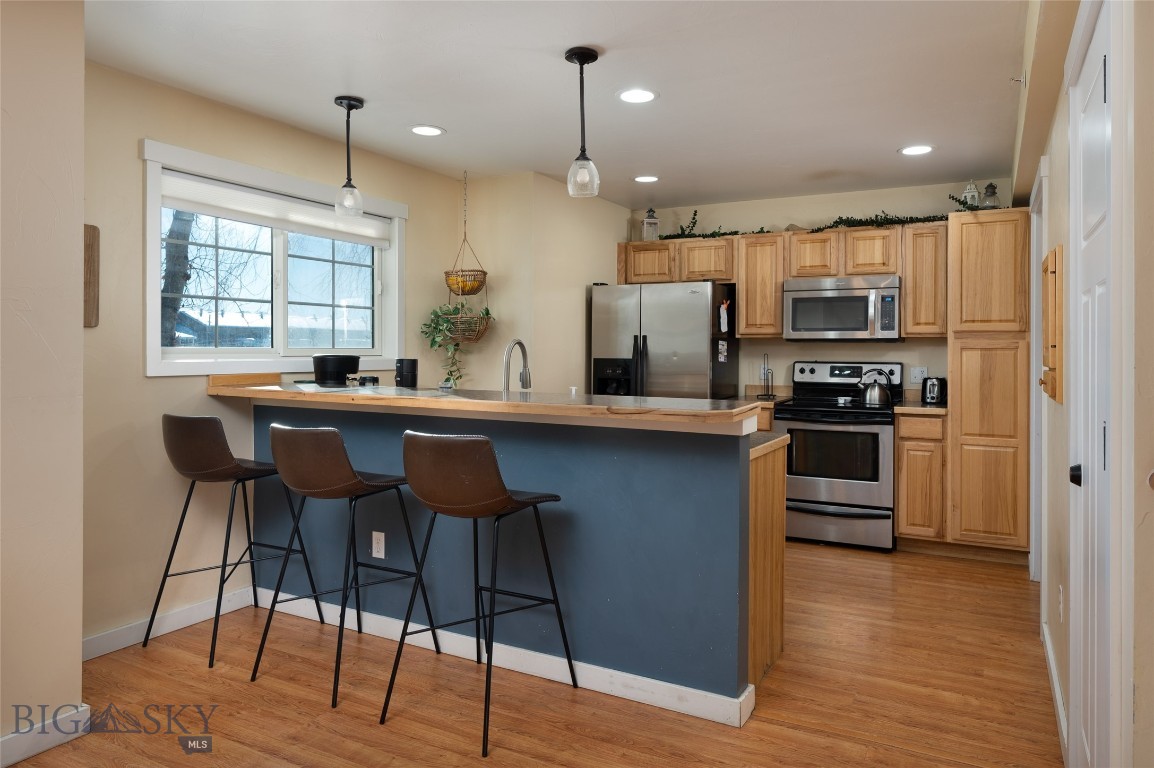 Falcon Hollow - Residential