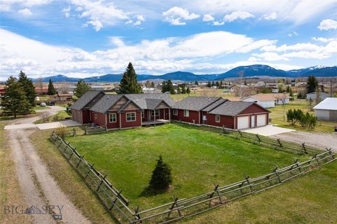 Photo of 413 Garnet Mountain, Gallatin Gateway, MT 59730 (MLS # 409315)