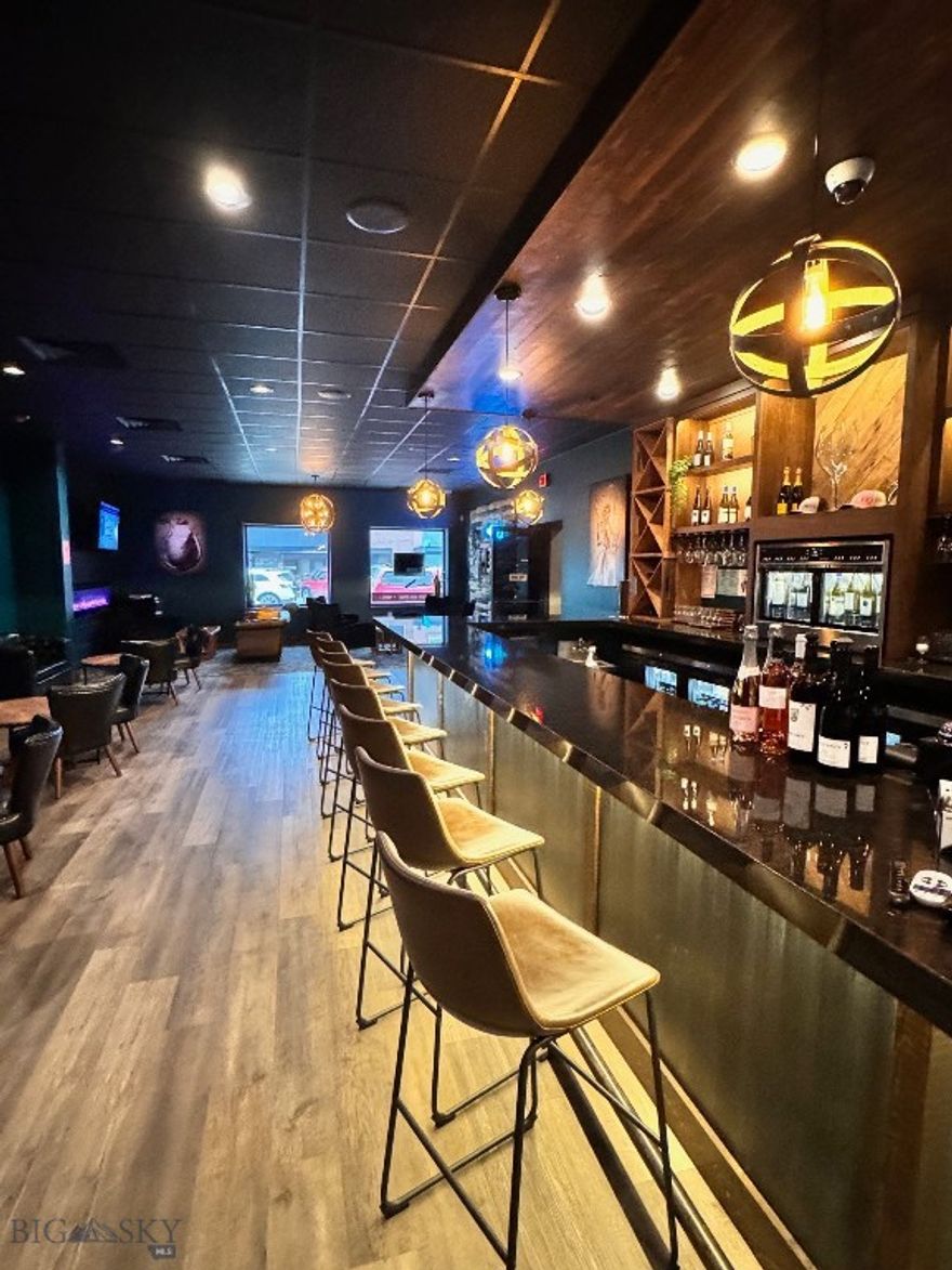 BEER WINE w/ GAMING LICENSE ONLY. This is for the purchase of a City of Livingston Beer/Wine with Gaming License #49-047-5523-301. There is a potential to Lease a portion of the building; 3,330sf or 1,750sf.