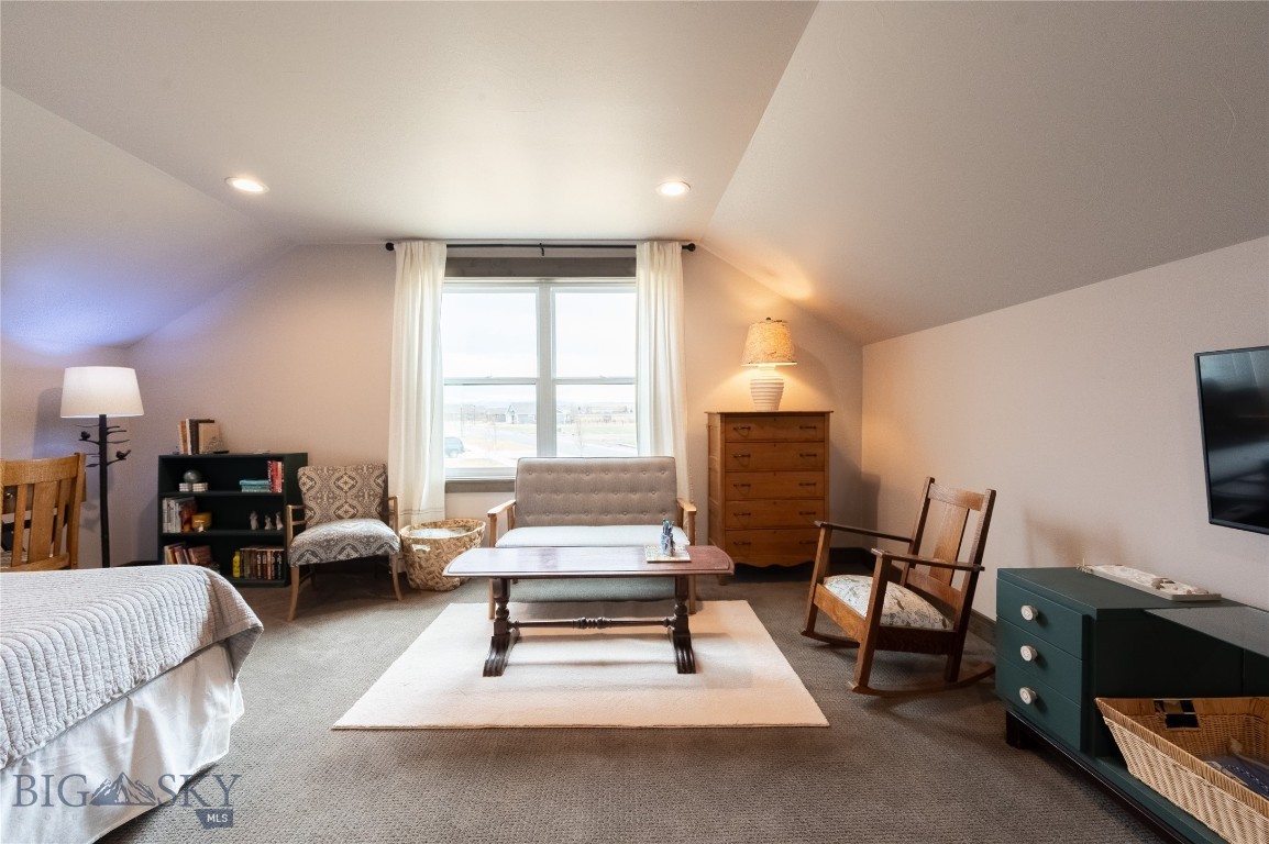 Pioneer Crossing - Residential