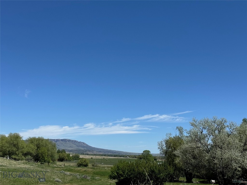 Sleeping Giant - Residential