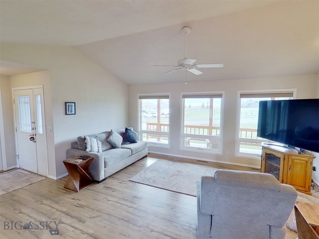 Sleeping Giant - Residential