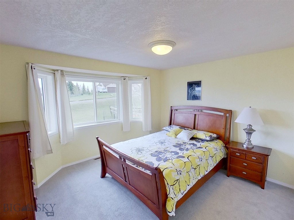 Sleeping Giant - Residential