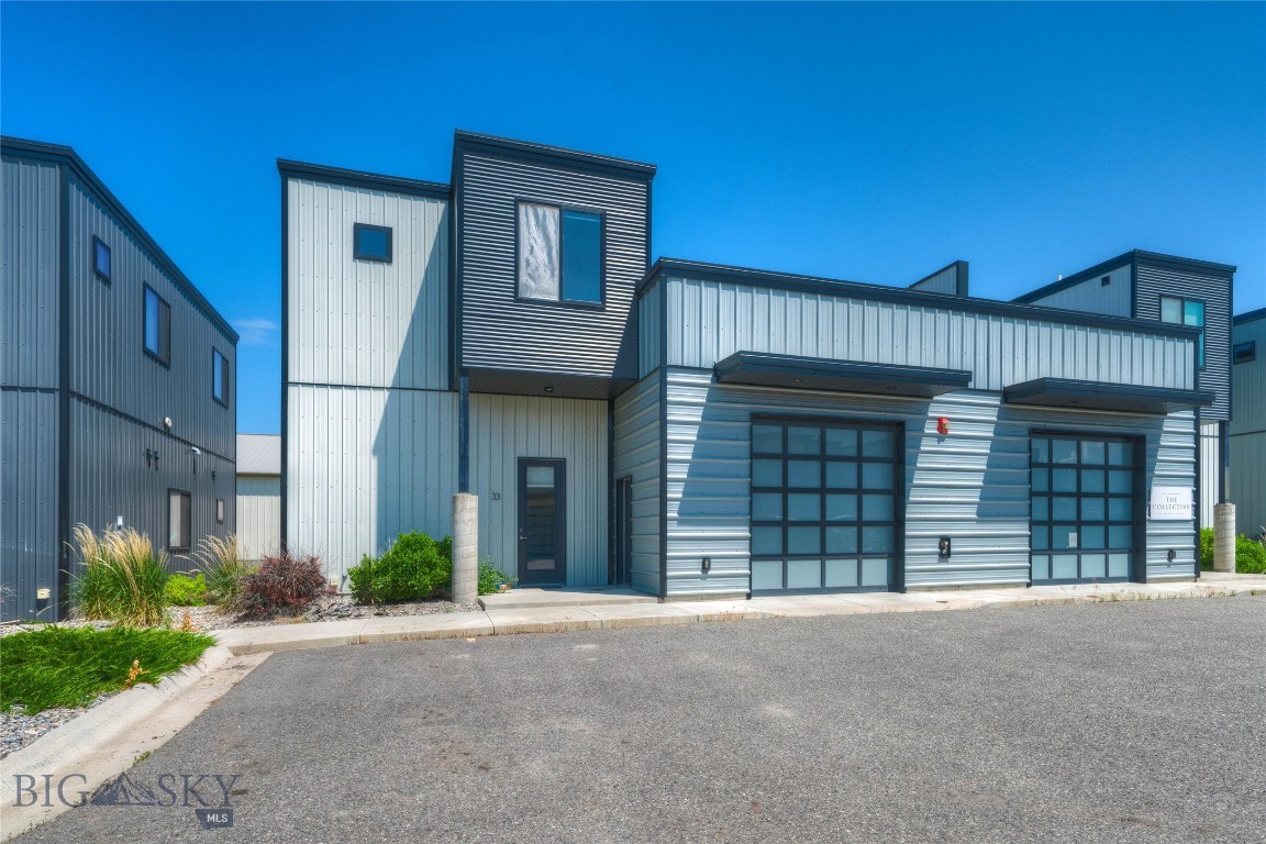 33 Intrepid Drive