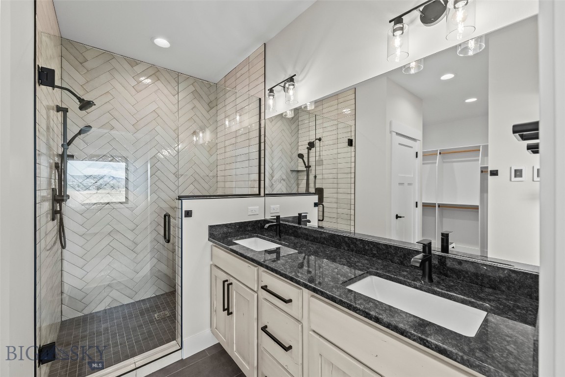 Blackwood Groves - Residential