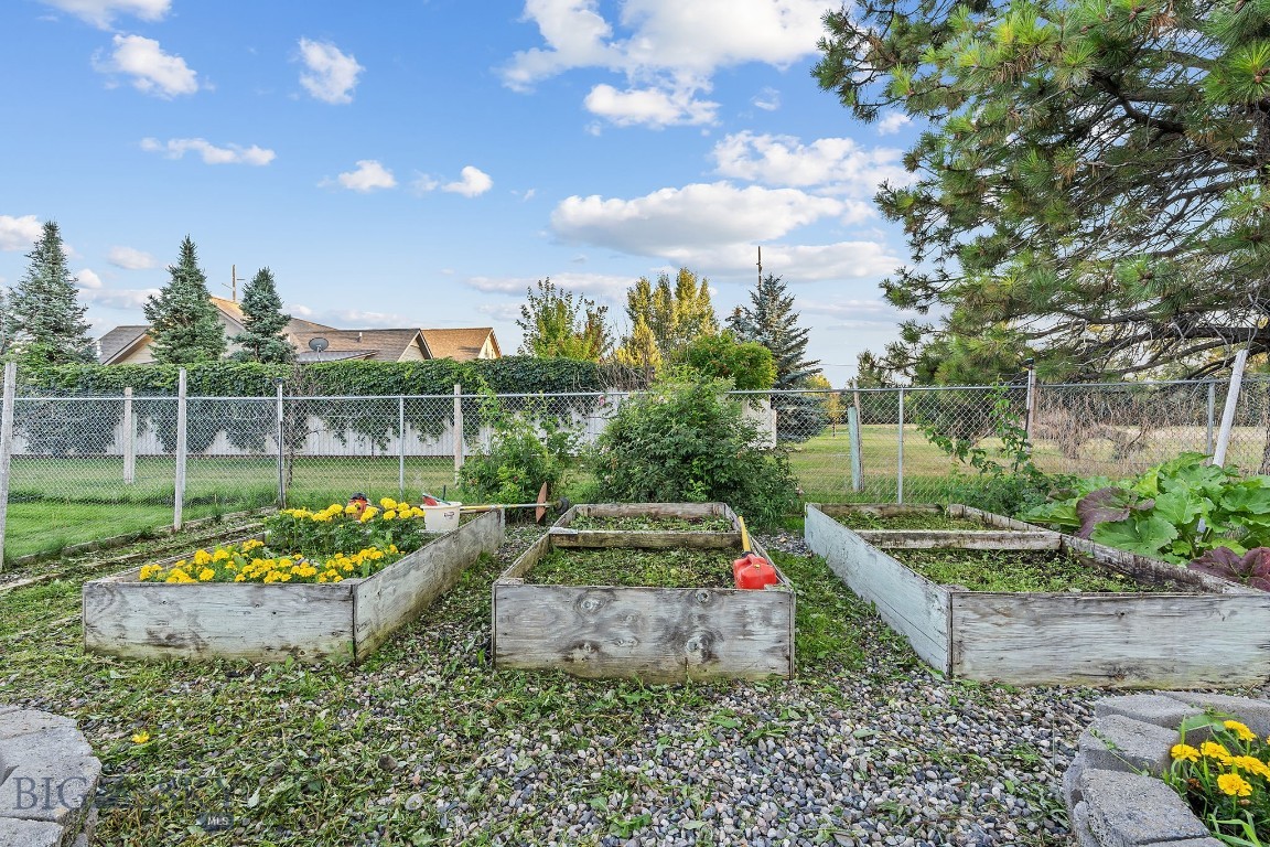 Middle Creek Meadows - Residential