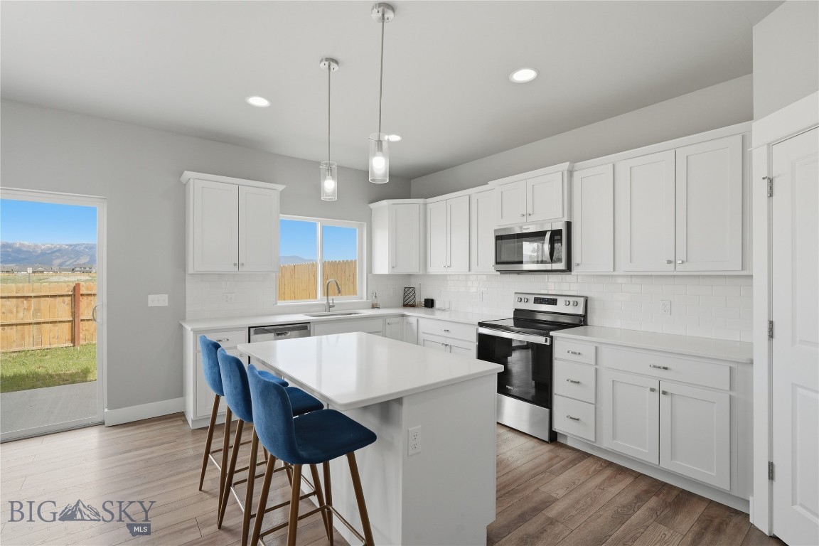 Cloverleaf Meadows - Residential