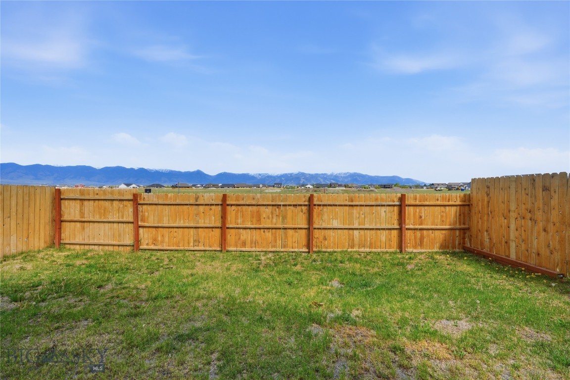Cloverleaf Meadows - Residential